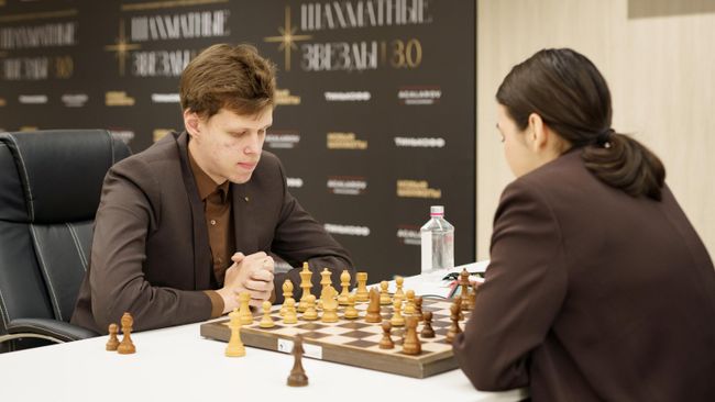 Владислав Артемьев