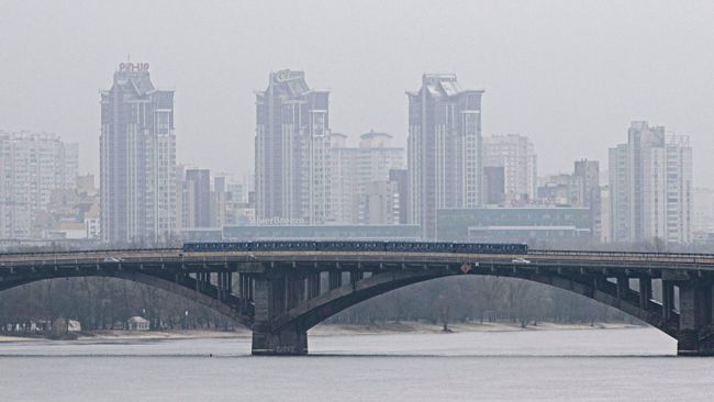 Метромост через Днепр в Киеве