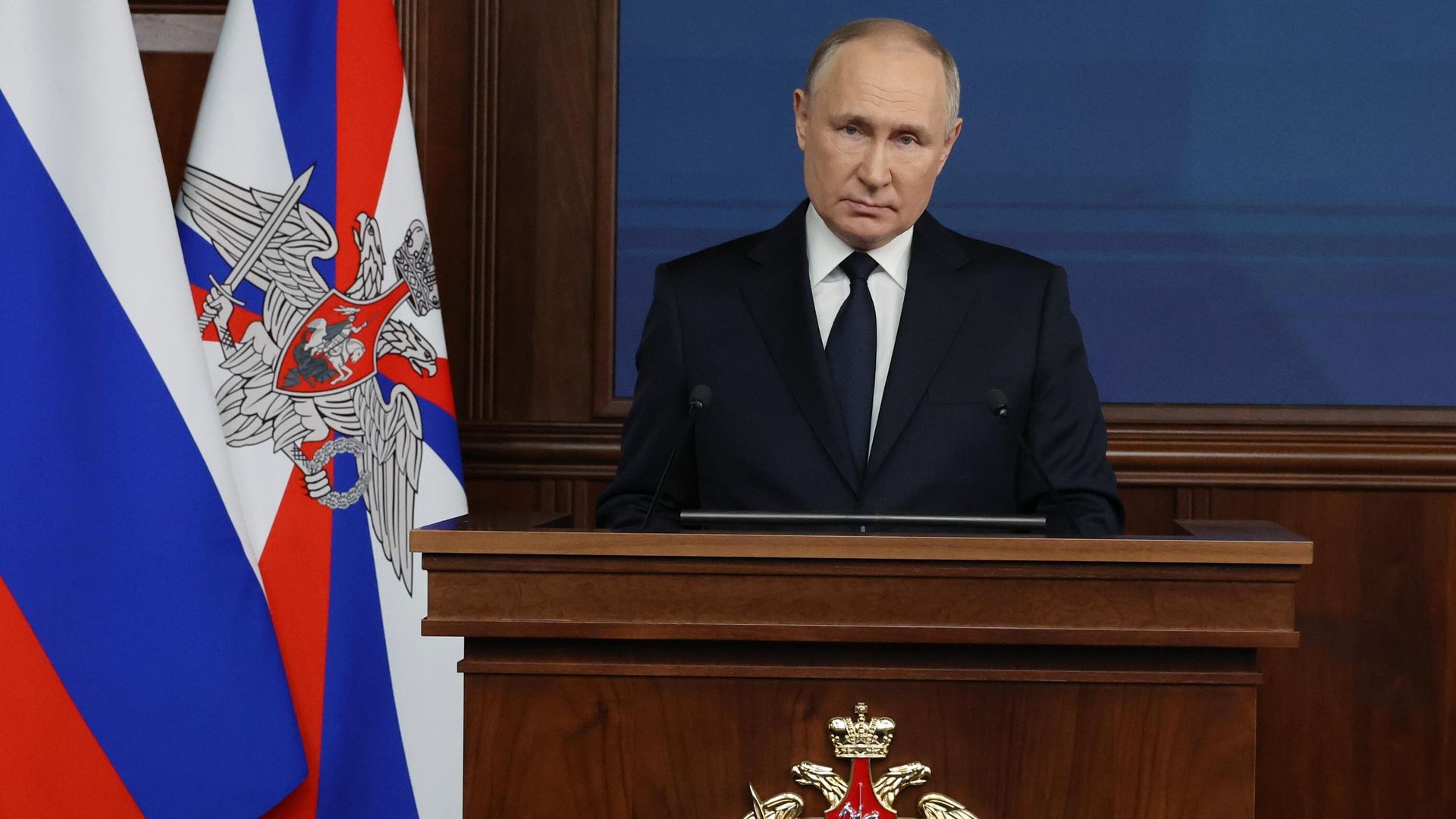 Президент РФ Владимир Путин выступает на расширенном заседании коллегии Министерства обороны в Национальном центре управления обороной - РИА Новости, 1920, 19.12.2023