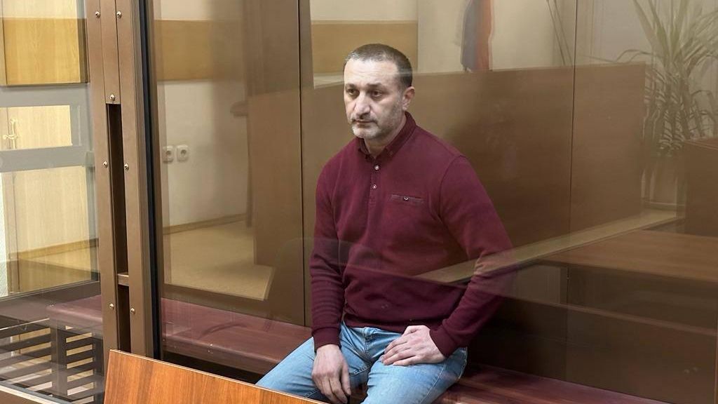Лем Ибрагимов во время оглашения приговора в Дорогомиловском районном суде Москвы Лем Ибрагимов во время оглашения приговора в Дорогомиловском районном суде Москвы - РИА Новости, 1920, 21.12.2023