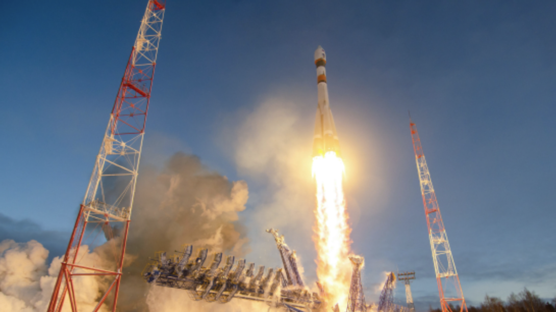 Запуск ракеты-носителя среднего класса Союз-2.1б с космодрома Плесецк Запуск ракеты-носителя среднего класса Союз-2.1б с космодрома Плесецк - РИА Новости, 1920, 17.05.2024