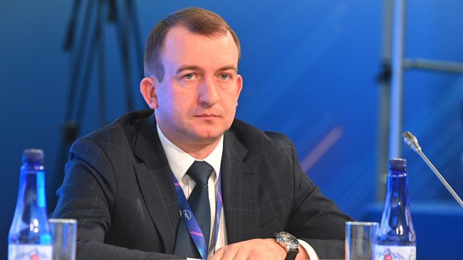 Путин наградил замминистра транспорта Потешкина орденом Почета