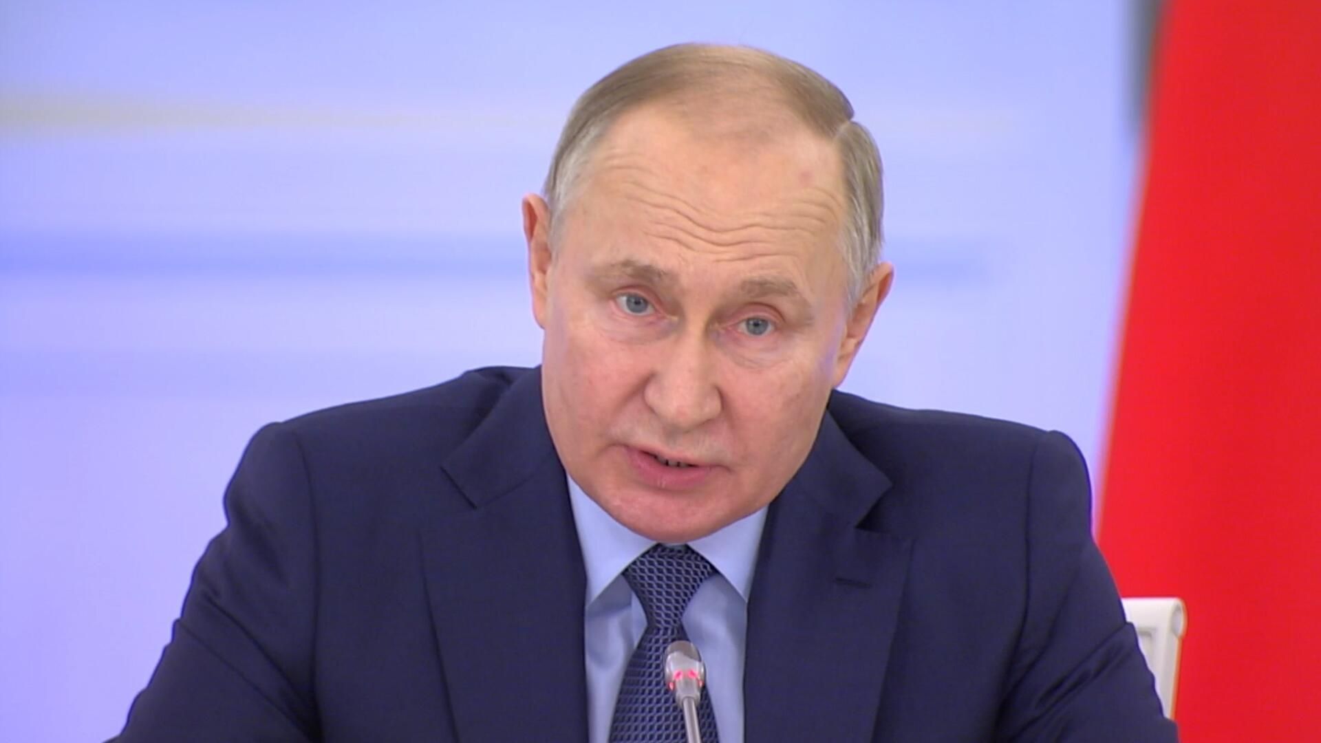 Путин: нужно совершенствовать механизмы оплаты труда педагогов Путин: нужно совершенствовать механизмы оплаты труда педагогов - РИА Новости, 1920, 27.12.2023