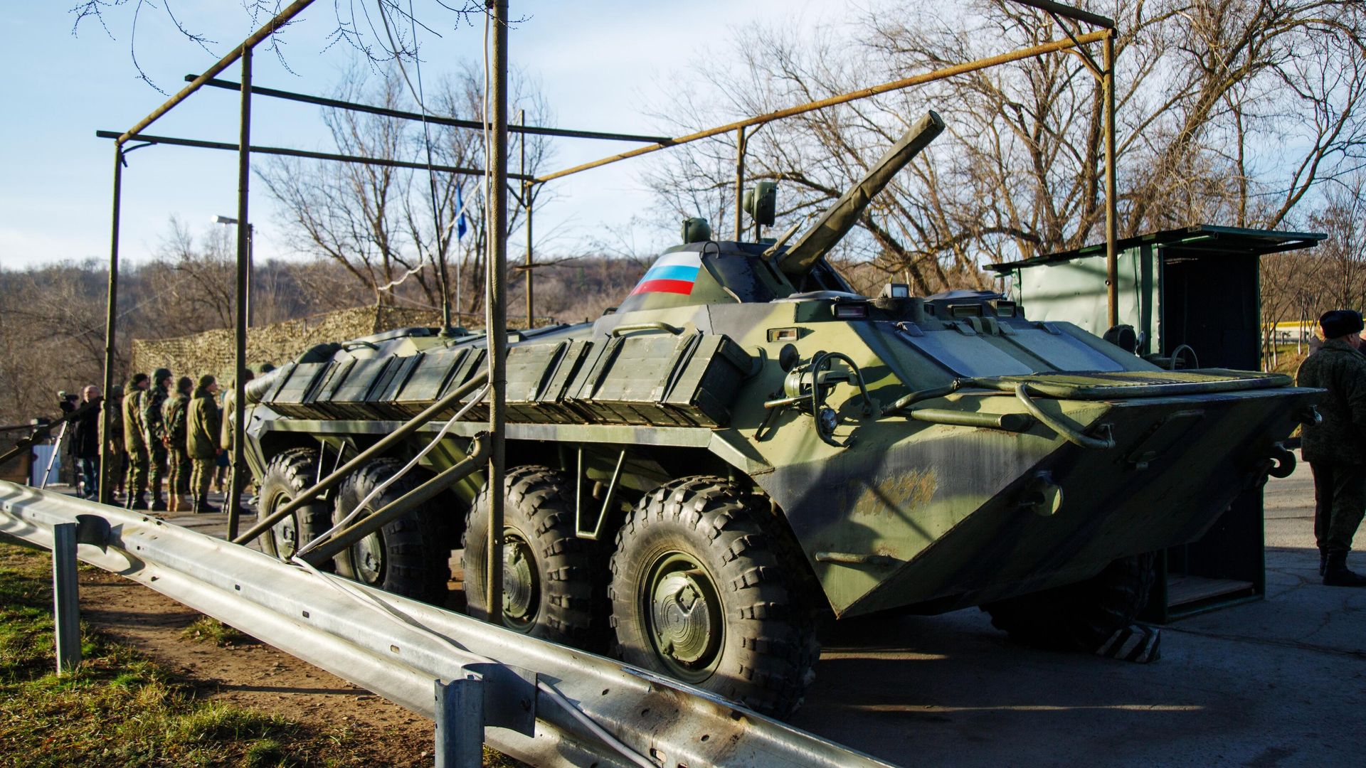 БТР-82А ВС России на КПП в Приднестровье БТР-82А ВС России на КПП в Приднестровье - РИА Новости, 1920, 23.12.2024