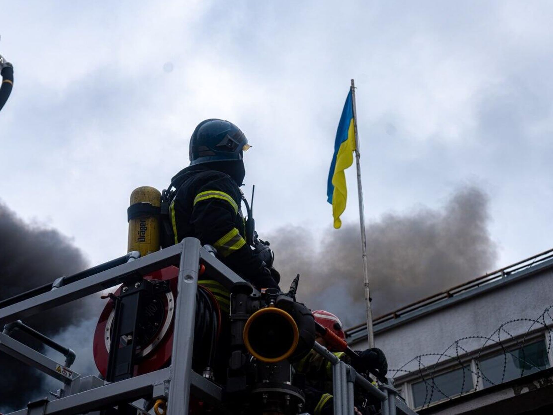 В Сумах на фоне воздушной тревоги прогремели взрывы