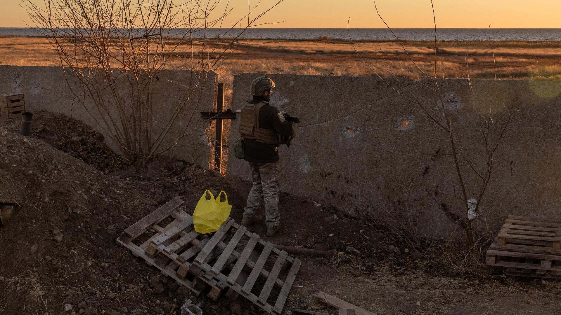 Украинский военнослужащий бригады территориальной обороны на позиции у реки Днепр - РИА Новости, 1920, 06.01.2024