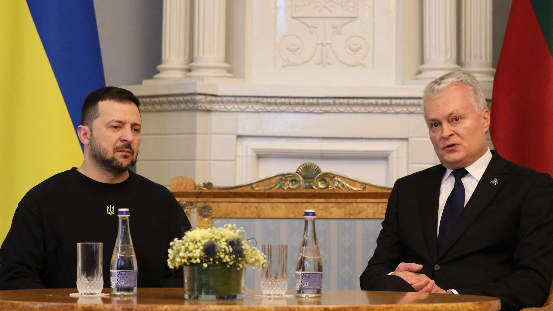 Президент Литвы Гитанас Науседа и президент Украины Владимир Зеленский во время встречи в Вильнюсе. 10 января 2024 Президент Литвы Гитанас Науседа и президент Украины Владимир Зеленский во время встречи в Вильнюсе. 10 января 2024 - РИА Новости, 1920, 10.01.2024
