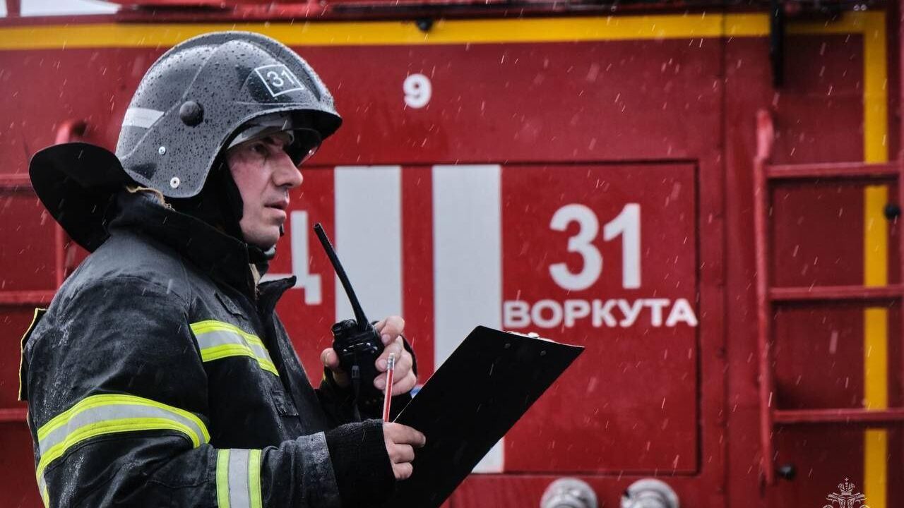 Сотрудник подразделения Воркутинского взвода военизированной горноспасательной части на шахте Заполярная - РИА Новости, 1920, 15.01.2024