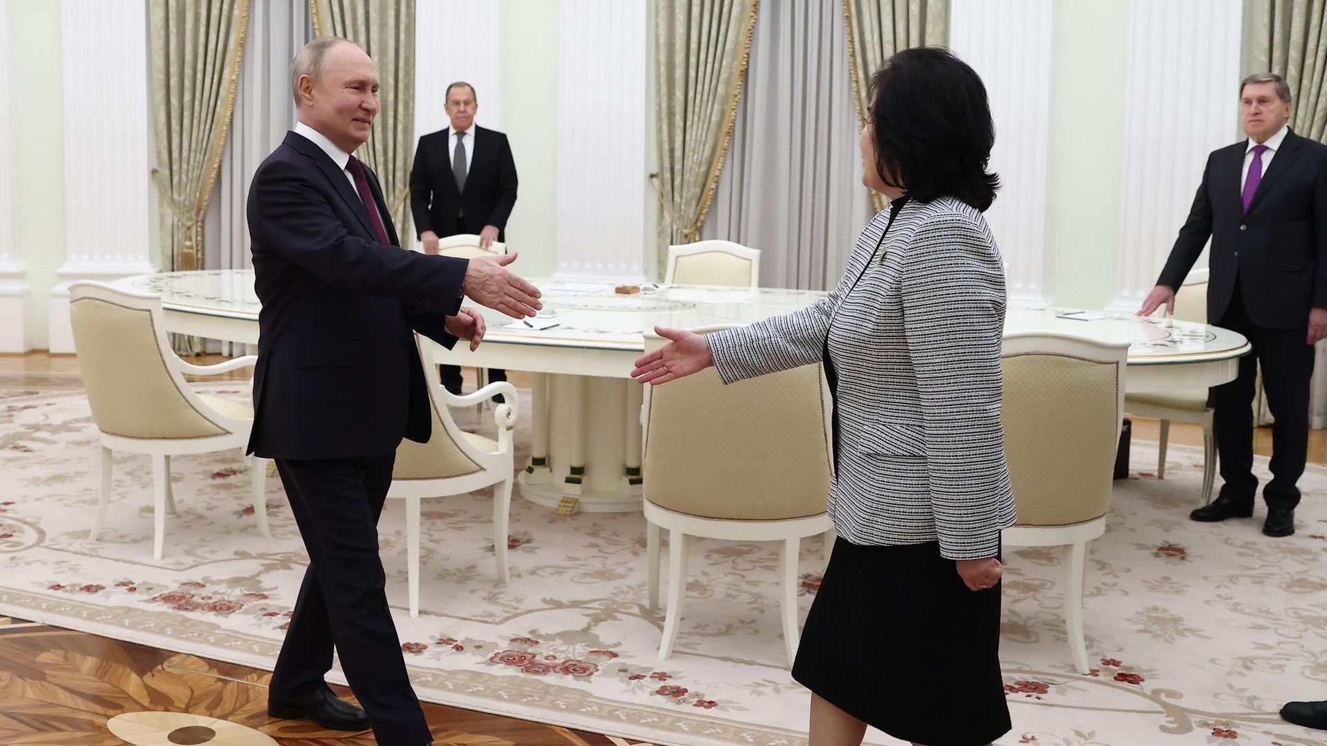 Президент России Владимир Путин и министр иностранных дел КНДР Цой Сон Хи во время встречи Президент России Владимир Путин и министр иностранных дел КНДР Цой Сон Хи во время встречи - РИА Новости, 1920, 17.01.2024