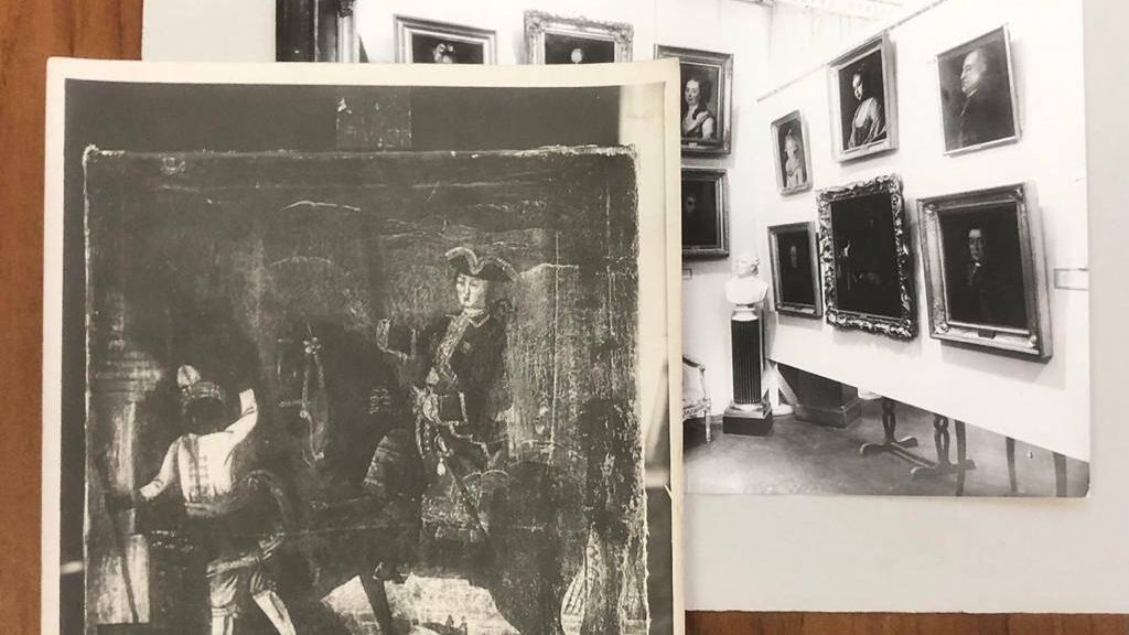 Старинная фотография 1930-х годов, пропавшая из Государственной Третьяковской галереи Старинная фотография 1930-х годов, пропавшая из Государственной Третьяковской галереи - РИА Новости, 1920, 18.01.2024
