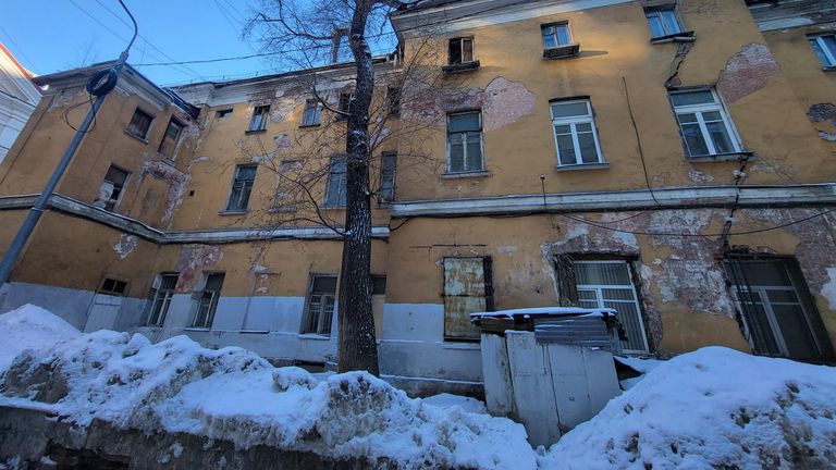 Вид на здание городской усадьбы Глебовых-Стрешневых со двора Вид на здание городской усадьбы Глебовых-Стрешневых со двора