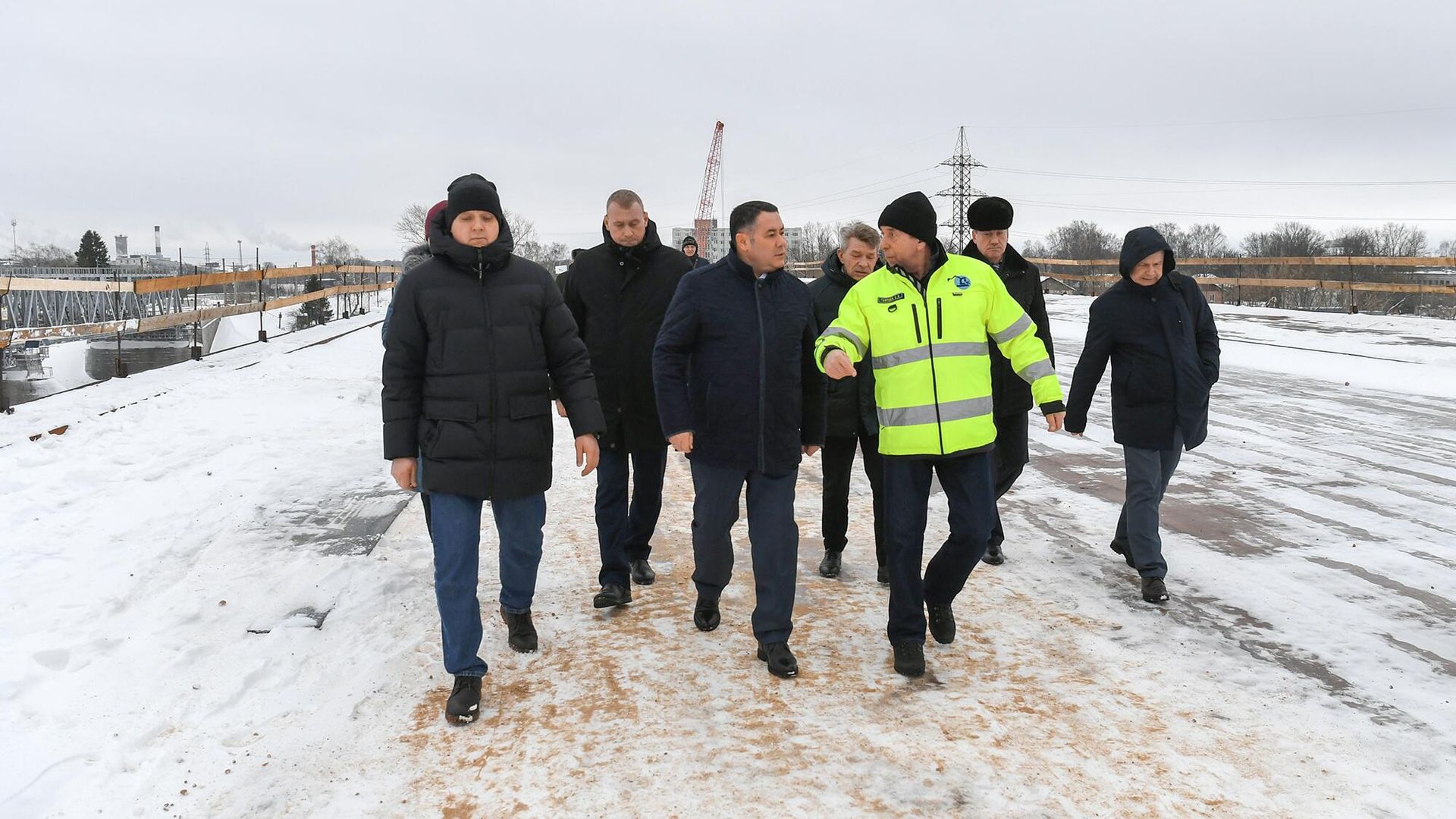 Руденя проинспектировал ход строительства Западного моста в Твери Руденя проинспектировал ход строительства Западного моста в Твери - РИА Новости, 1920, 24.01.2024