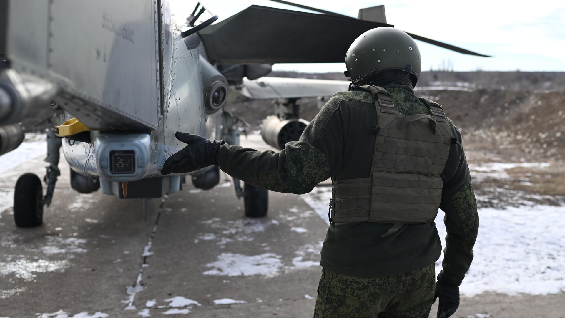 Работа российских военных в зоне спецоперации Работа российских военных в зоне спецоперации - РИА Новости, 1920, 18.02.2024