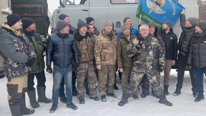 Три УАЗа и грузовик с гуманитарной помощью отправили кировчане бойцам СВО Три УАЗа и грузовик с гуманитарной помощью отправили кировчане бойцам СВО - РИА Новости, 1920, 25.01.2024