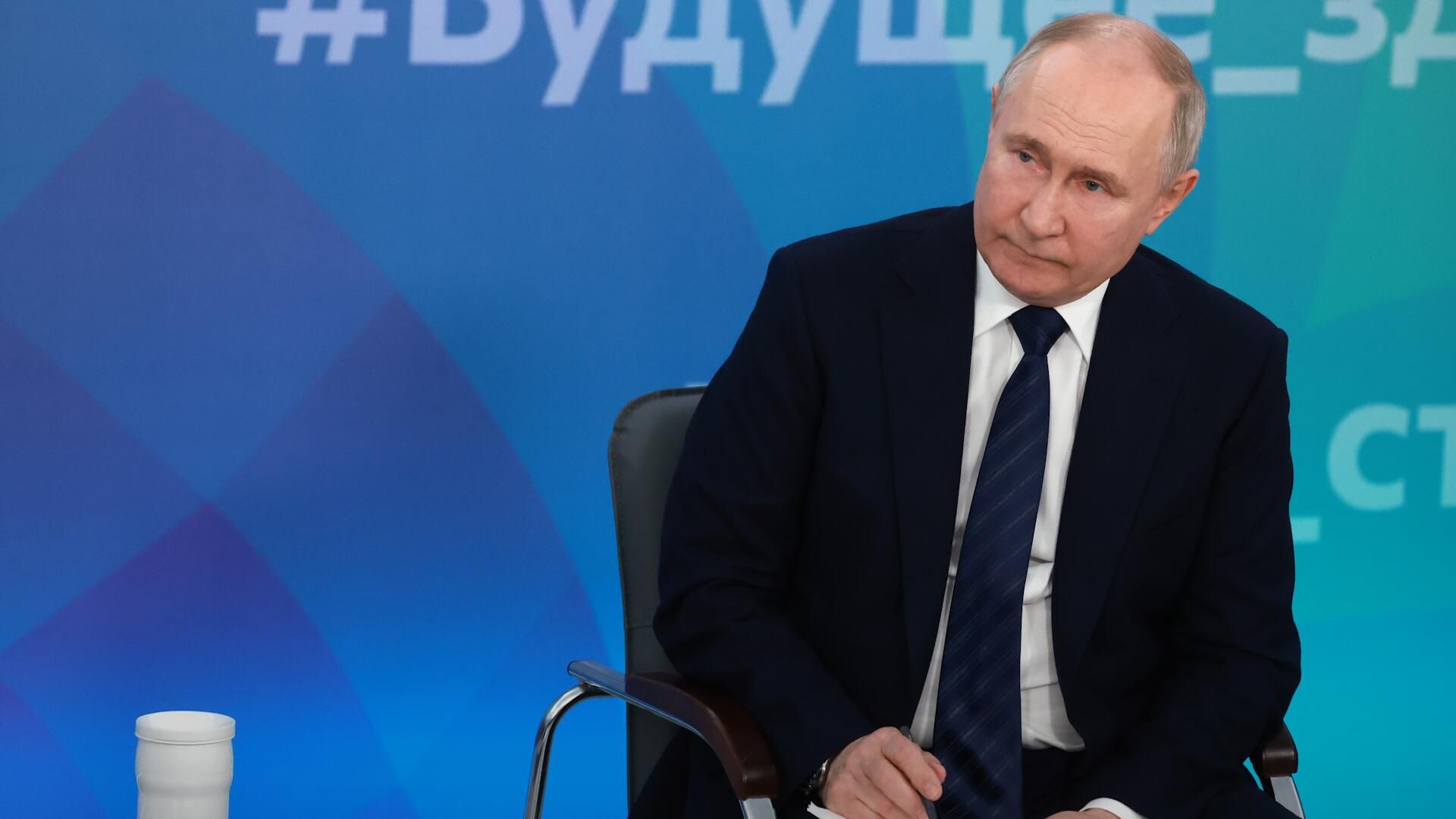 Путин о странах, которые живут чужим умом Путин о странах, которые живут чужим умом - РИА Новости, 1920, 25.01.2024
