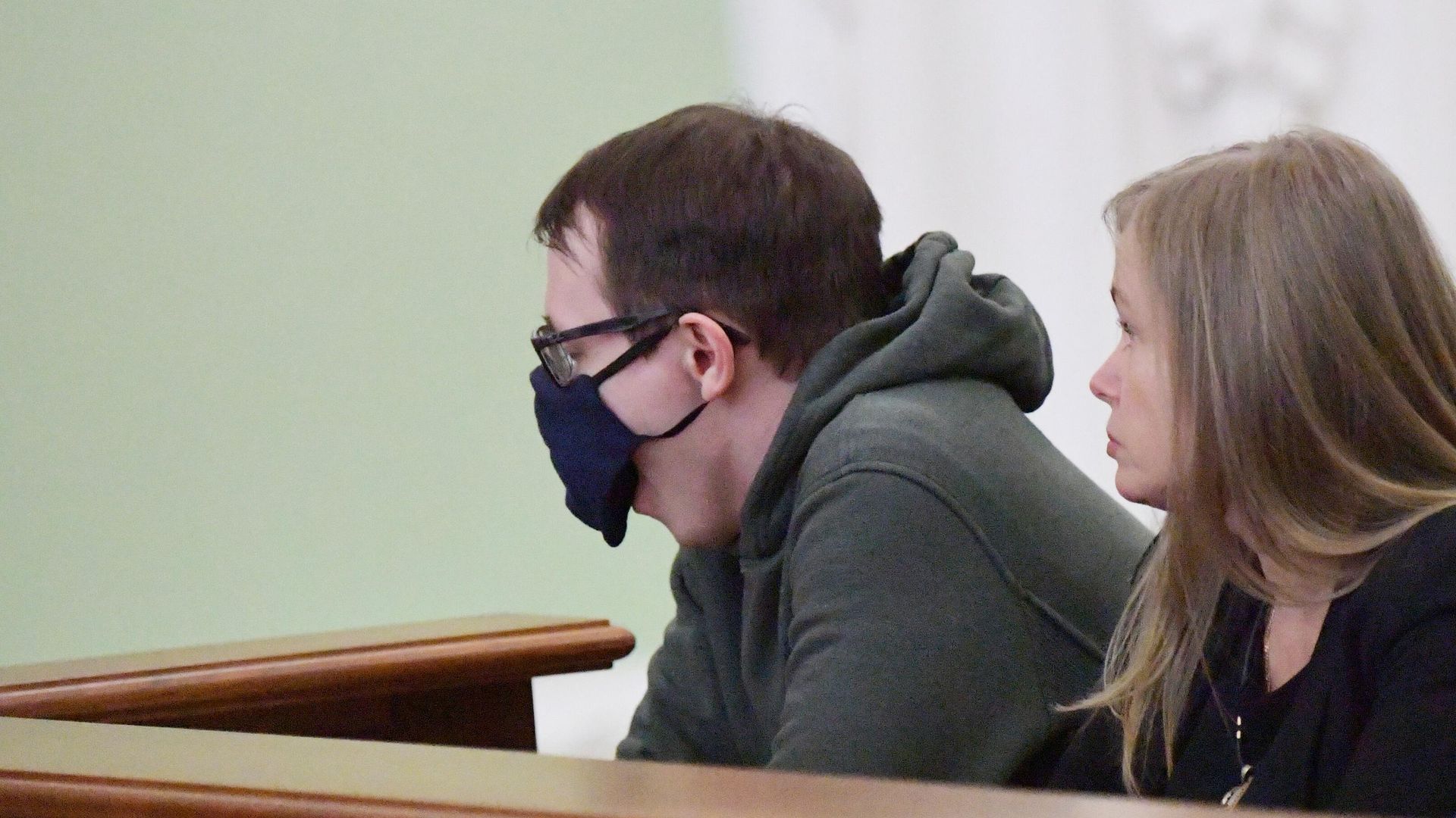 Дмитрий Касинцев, обвиняемый в укрывательстве Дарьи Треповой по делу о теракте в кафе в Санкт-Петербурге, на выездном заседании 2-го Западного окружного военного суда. 25 января 2024 Дмитрий Касинцев, обвиняемый в укрывательстве Дарьи Треповой по делу о теракте в кафе в Санкт-Петербурге, на выездном заседании 2-го Западного окружного военного суда. 25 января 2024 - РИА Новости, 1920, 25.01.2024