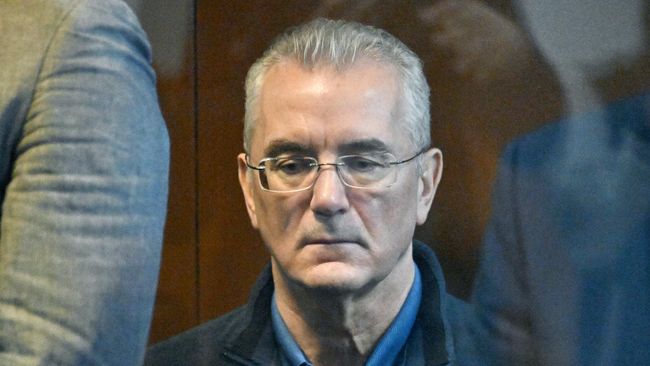 Экс-губернатор Пензенской области Иван Белозерцев в суде