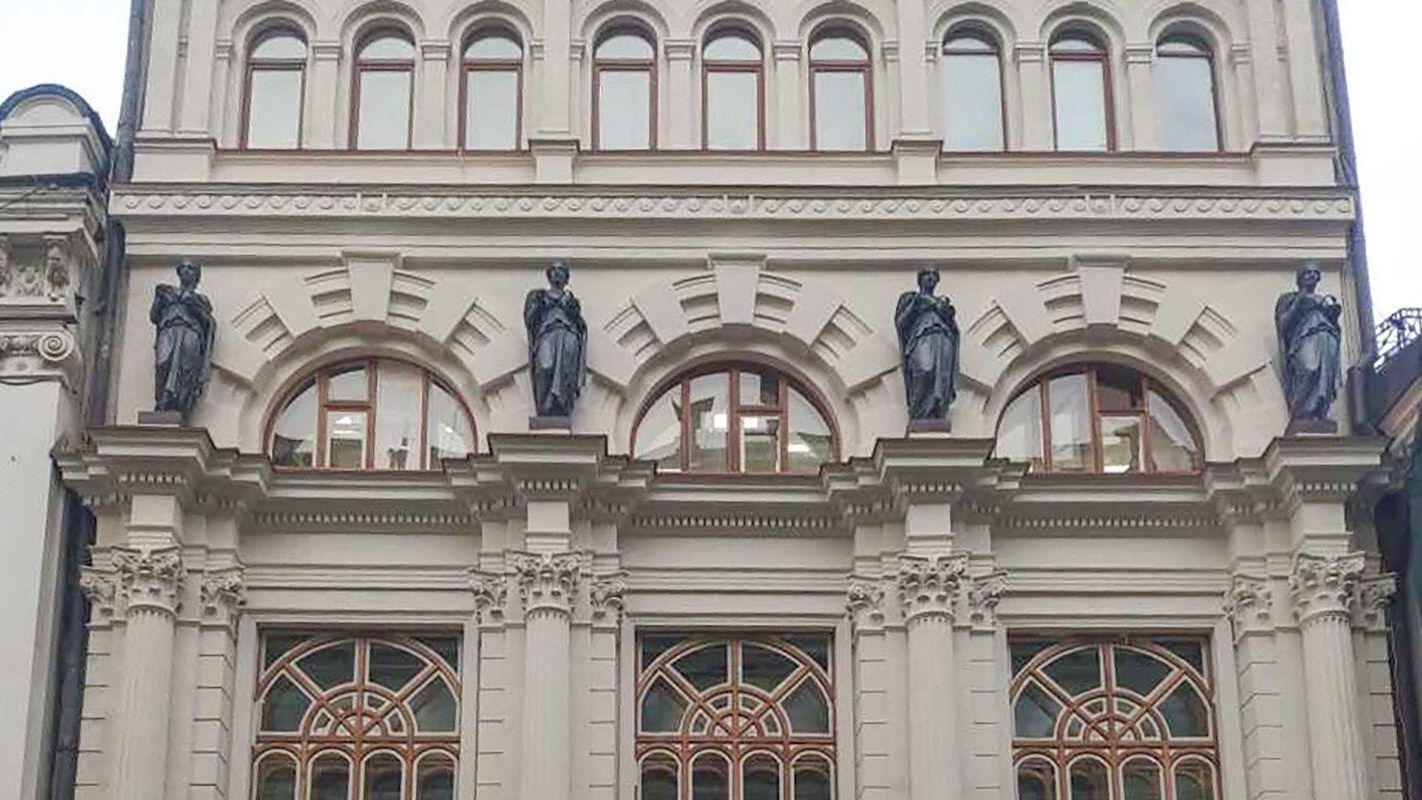 Бывшая аптека Феррейна на Никольской улице в Москве Бывшая аптека Феррейна на Никольской улице в Москве - РИА Новости, 1920, 26.01.2024