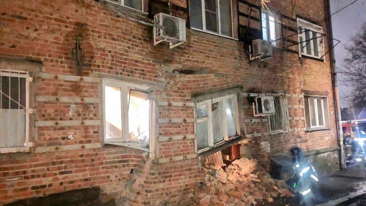 Обрушение фрагмента стены на 1 этаже дома в Ростове-на-Дону Обрушение фрагмента стены на 1 этаже дома в Ростове-на-Дону - РИА Новости, 1920, 30.01.2024