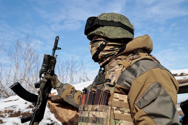 Доброволец на передовой Угледарского направления. Доброволец на передовой Угледарского направления.