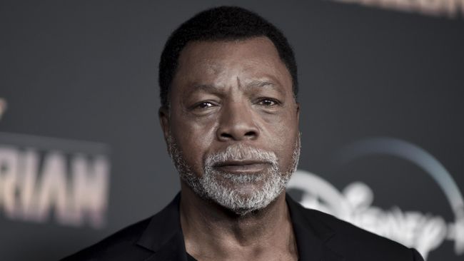 Актер Карл Уэзерс