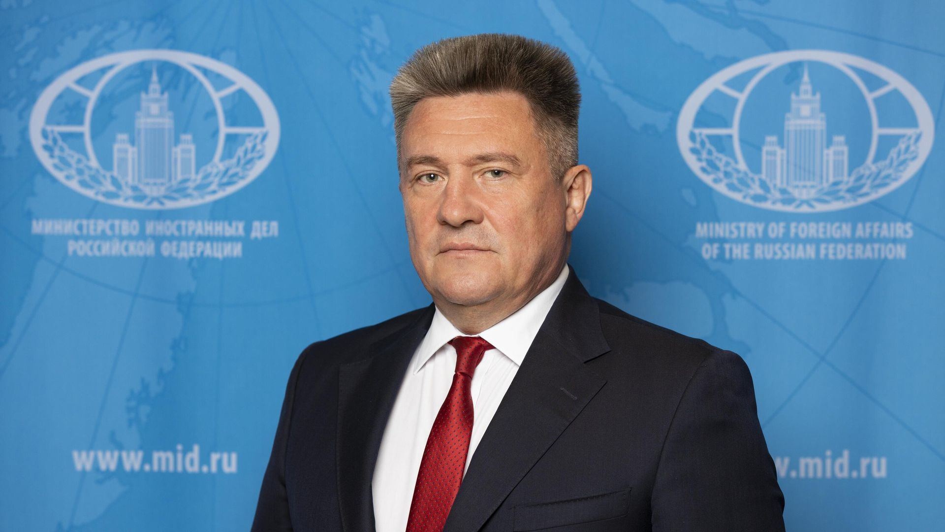 Директор департамента дипломатическо-курьерской связи МИД РФ Виктор Попов - РИА Новости, 1920, 16.02.2026