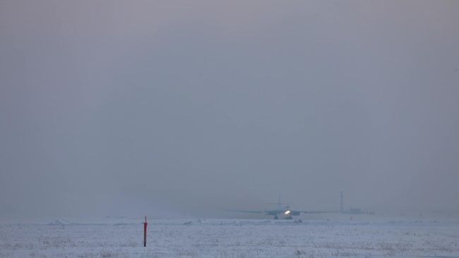 Плановый полет Ту-160 над акваторией Северного Ледовитого океана