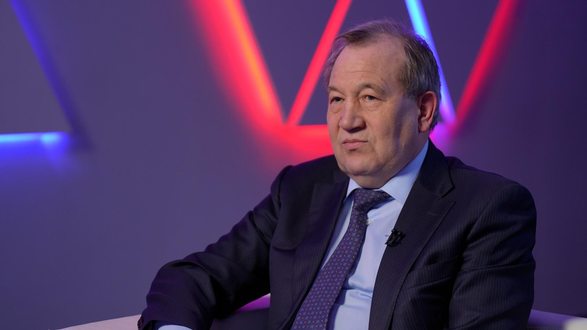 Красников: Качество школьных учебников в России надо поднять Красников: Качество школьных учебников в России надо поднять - РИА Новости, 1920, 08.02.2024