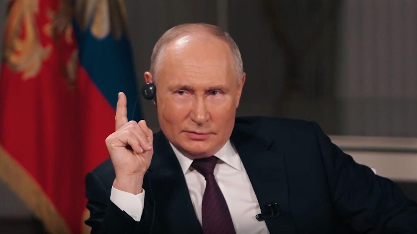 Президент России Владимир Путин во время интервью американскому журналисту Такеру Карлсону. Кадр видео Президент России Владимир Путин во время интервью американскому журналисту Такеру Карлсону. Кадр видео - РИА Новости, 1920, 09.02.2024