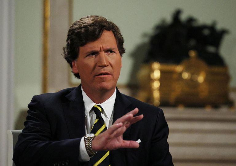 Американский журналист, основатель видеоплатформы Tucker Carlson Network Такер Карлсон во время интервью президента России Владимира Путина
