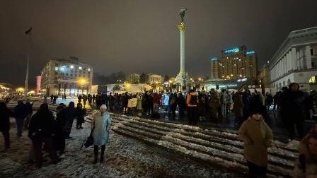 Протестующие в Киеве требуют восстановить в должности бывшего главкома ВСУ Валерия Залужного Протестующие в Киеве требуют восстановить в должности бывшего главкома ВСУ Валерия Залужного - РИА Новости, 1920, 09.02.2024