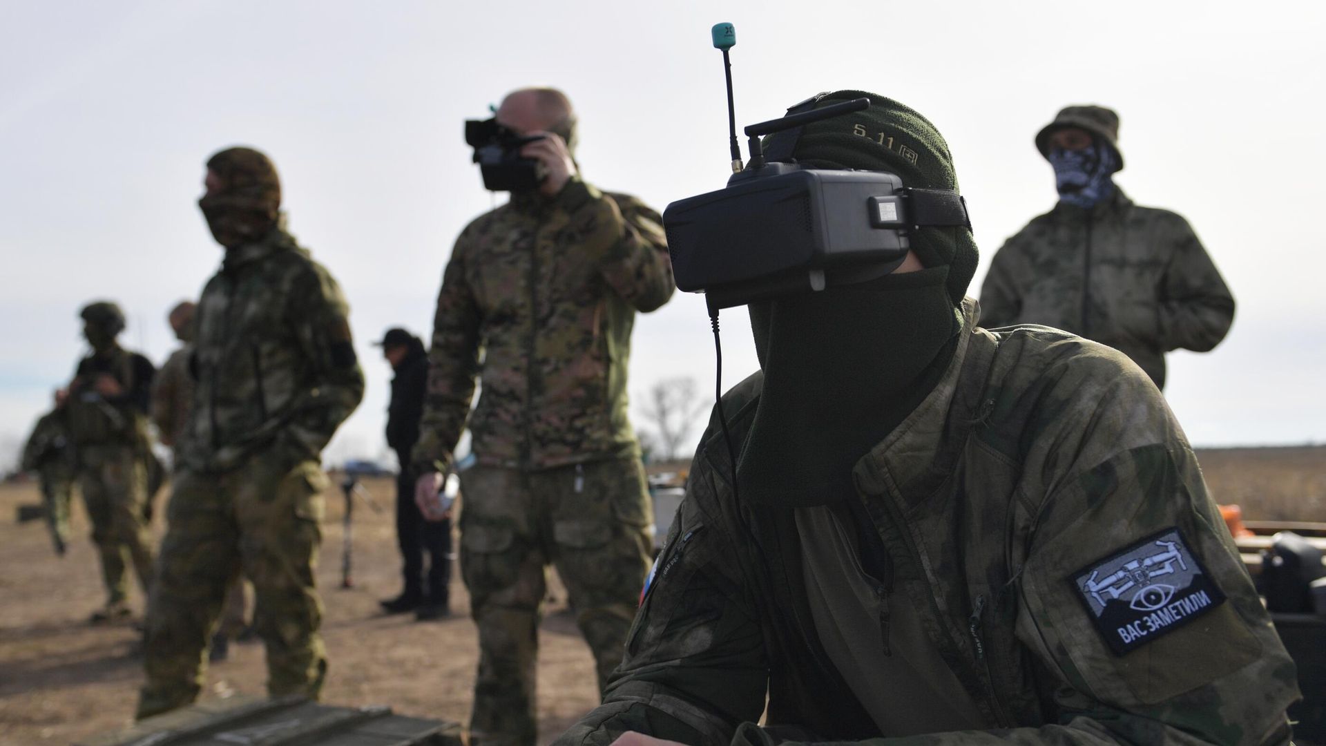 Обучение операторов FPV-дронов на полигоне на базе добровольческого батальона имени П. А. Судоплатова в Запорожской области Обучение операторов FPV-дронов на полигоне на базе добровольческого батальона имени П. А. Судоплатова в Запорожской области - РИА Новости, 1920, 12.02.2024