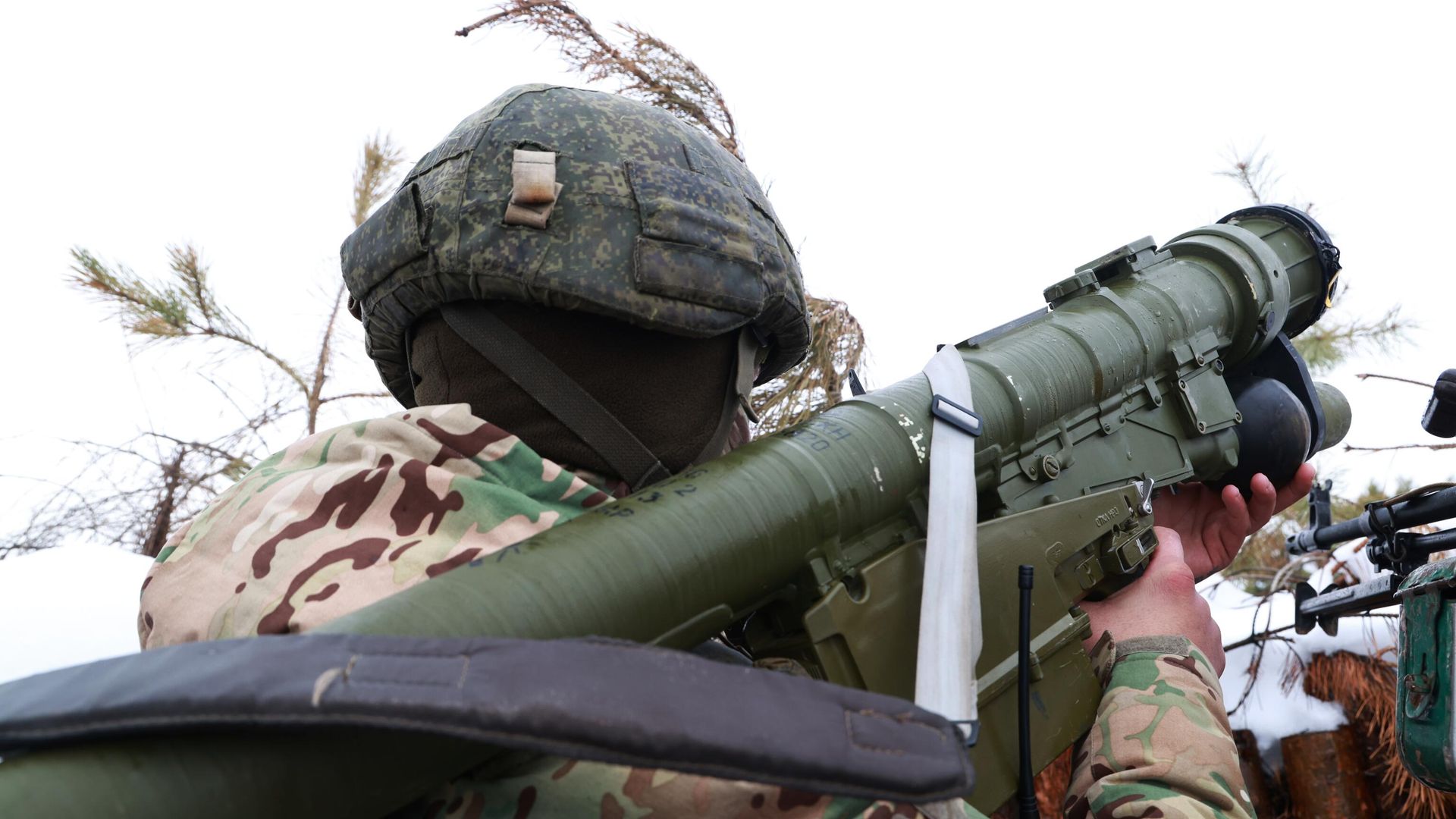 Военнослужащий зенитно-ракетного подразделения в зоне спецоперации Военнослужащий зенитно-ракетного подразделения в зоне спецоперации - РИА Новости, 1920, 08.03.2024