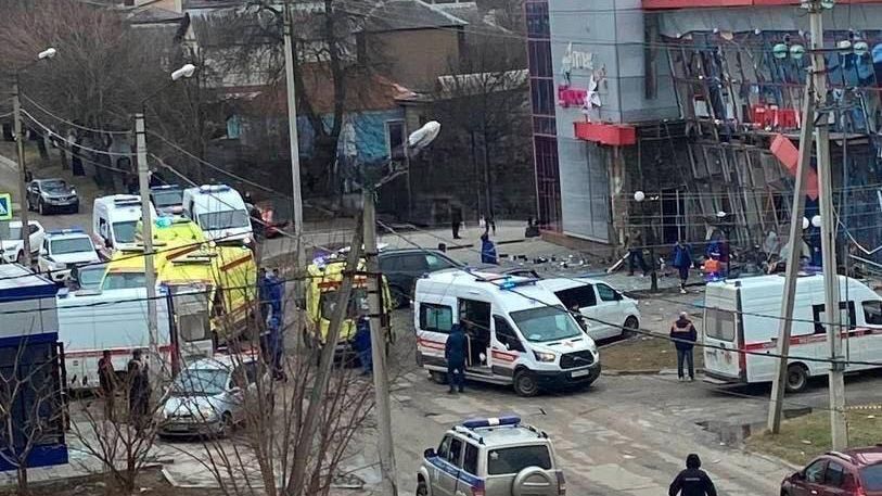 Торговый центр в Белгороде, поврежденный в результате обстрела со стороны ВСУ Торговый центр в Белгороде, поврежденный в результате обстрела со стороны ВСУ - РИА Новости, 1920, 15.02.2024