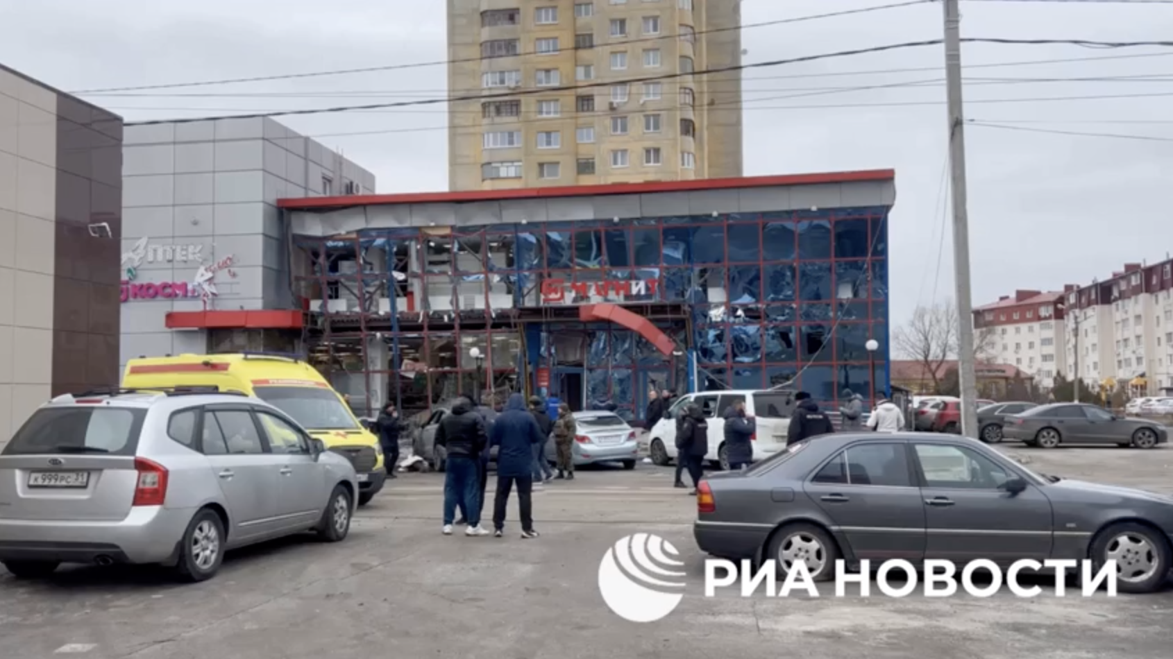 Последствия ракетного удара по Белгороду Последствия ракетного удара по Белгороду - РИА Новости, 1920, 15.02.2024