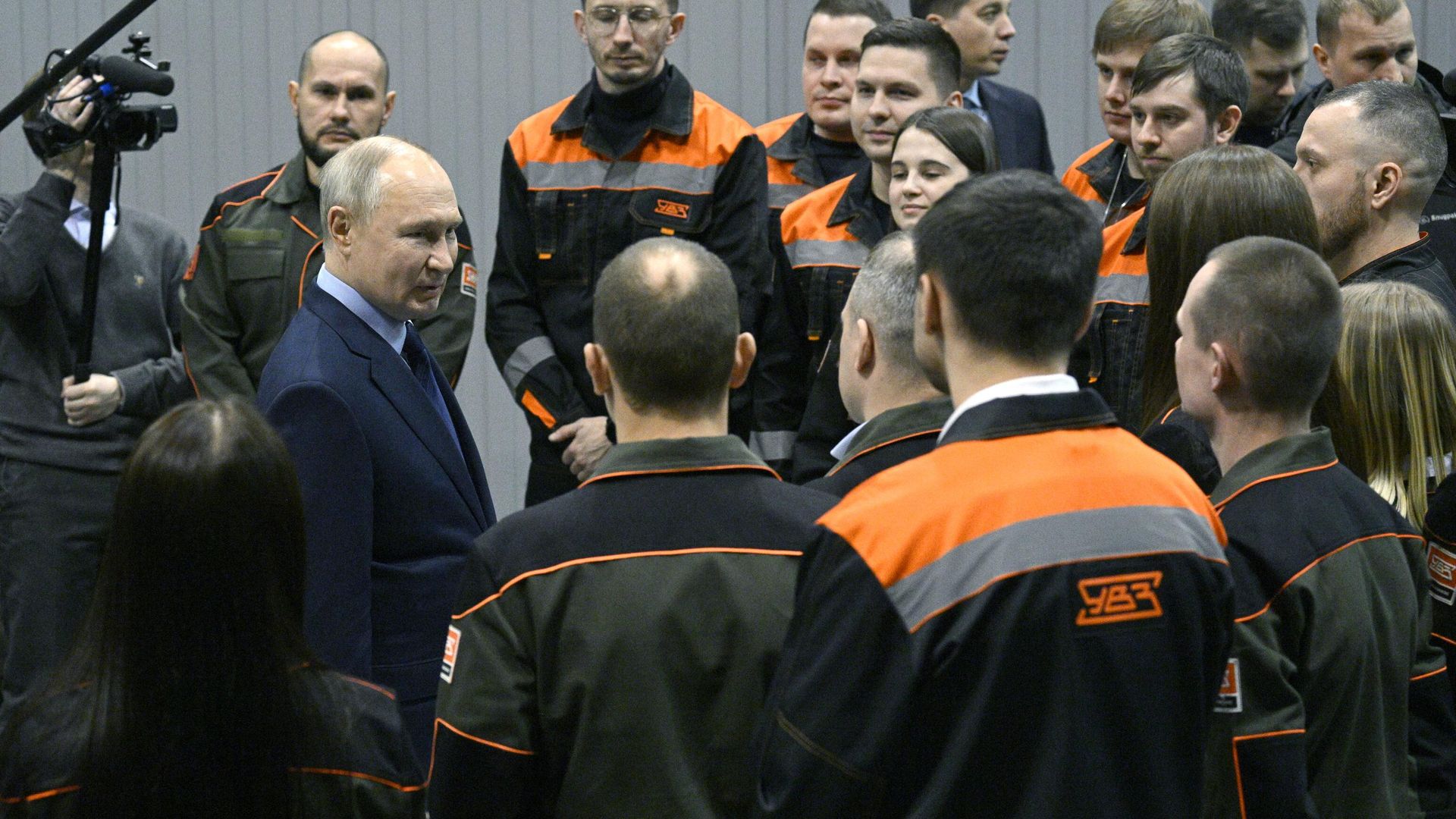 Путин на предприятиях в Свердловской области Путин на предприятиях в Свердловской области - РИА Новости, 1920, 15.02.2024