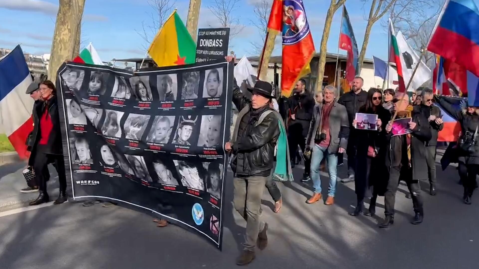 Акция в Париже в память о детях, погибших в Донбассе Акция в Париже в память о детях, погибших в Донбассе - РИА Новости, 1920, 17.02.2024