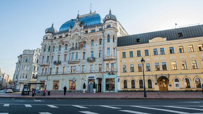 Дом 31 на Большой Никитской улице в Москве