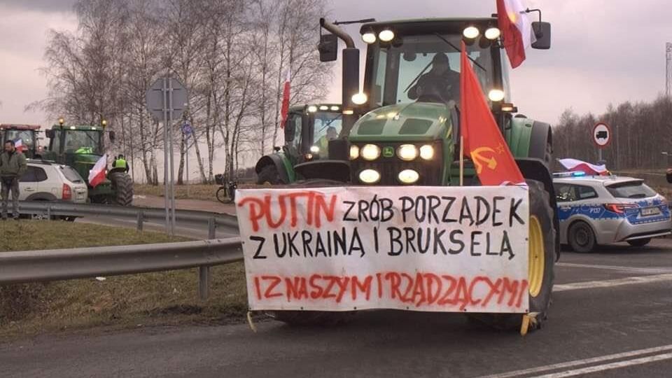 Польские фермеры у границы с Украиной использовали пророссийские плакаты Польские фермеры у границы с Украиной использовали пророссийские плакаты - РИА Новости, 1920, 20.02.2024