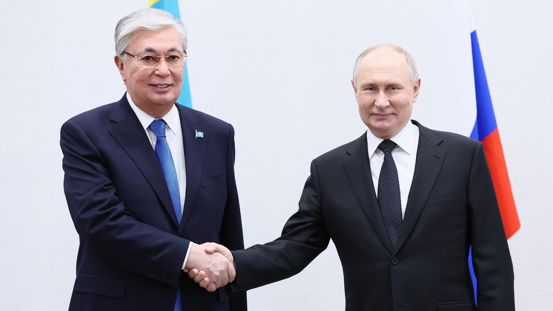 Президент РФ Владимир Путин и президент Республики Казахстан Касым-Жомарт Токаев во время встречи - РИА Новости, 1920, 24.06.2024