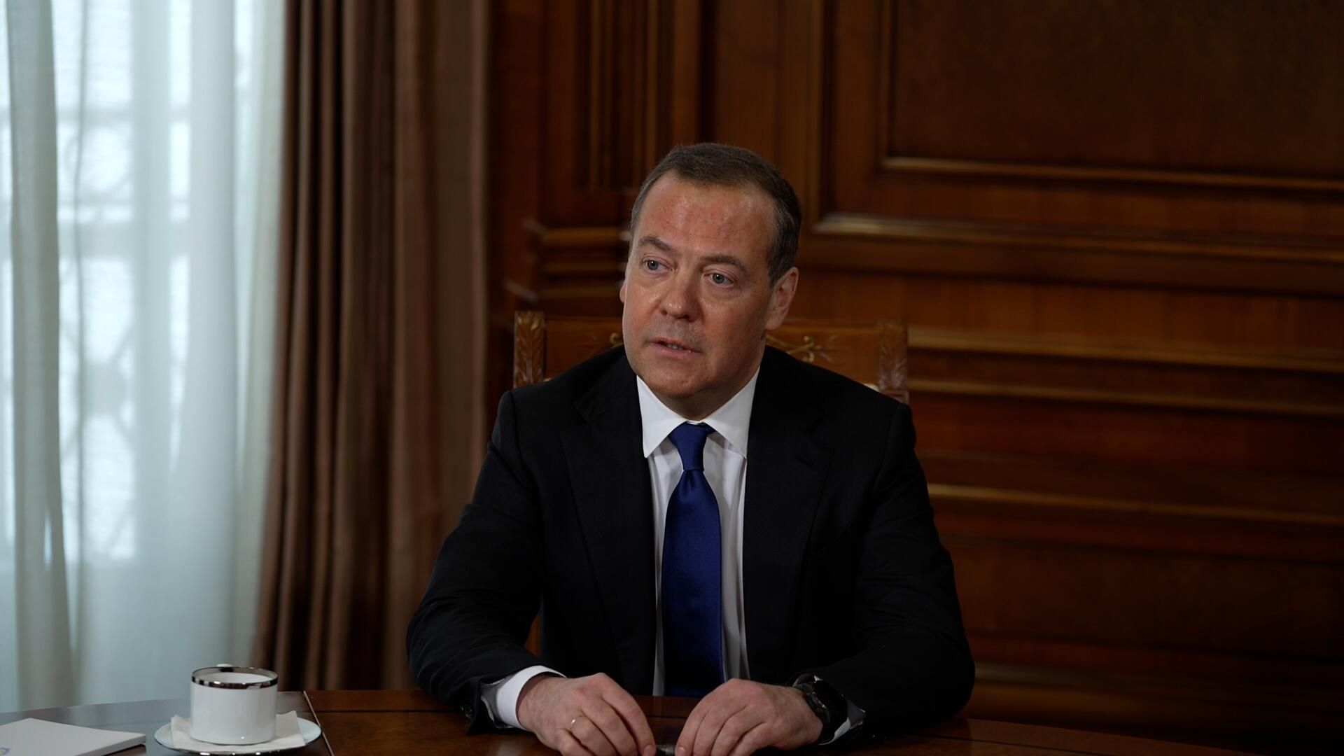 Медведев: Одесса, возвращайся домой, мы заждались Медведев: Одесса, возвращайся домой, мы заждались - РИА Новости, 1920, 22.02.2024