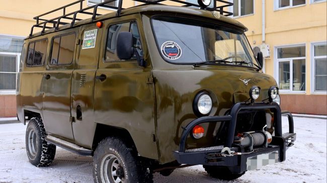 Власти Лискинского района Воронежской области передали бойцам в зону СВО автомобиль УАЗ