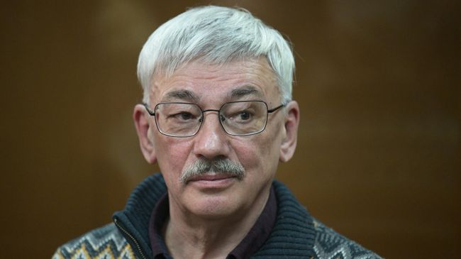 Олег Орлов*