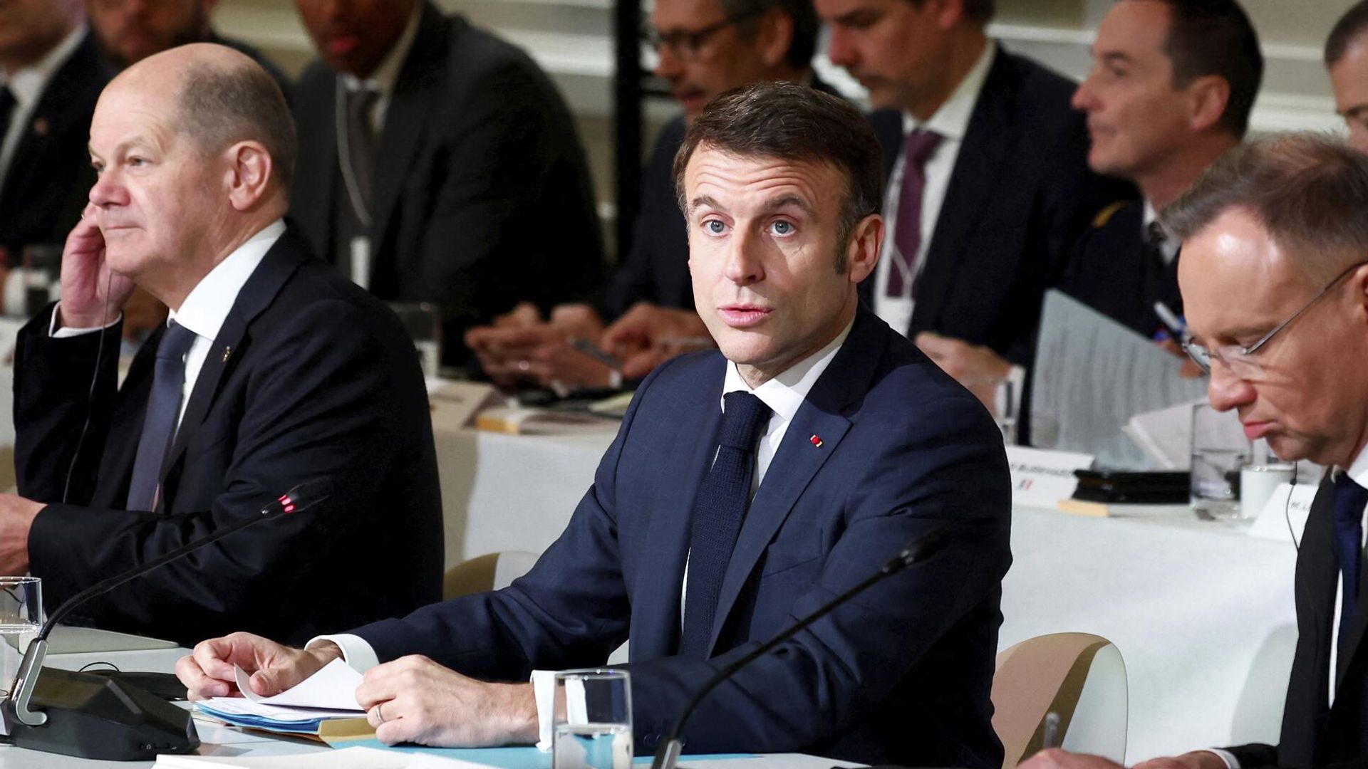 Президент Франции Эммануэль Макрон во время конференции в поддержку Украины в Париже Президент Франции Эммануэль Макрон во время конференции в поддержку Украины в Париже - РИА Новости, 1920, 27.02.2024