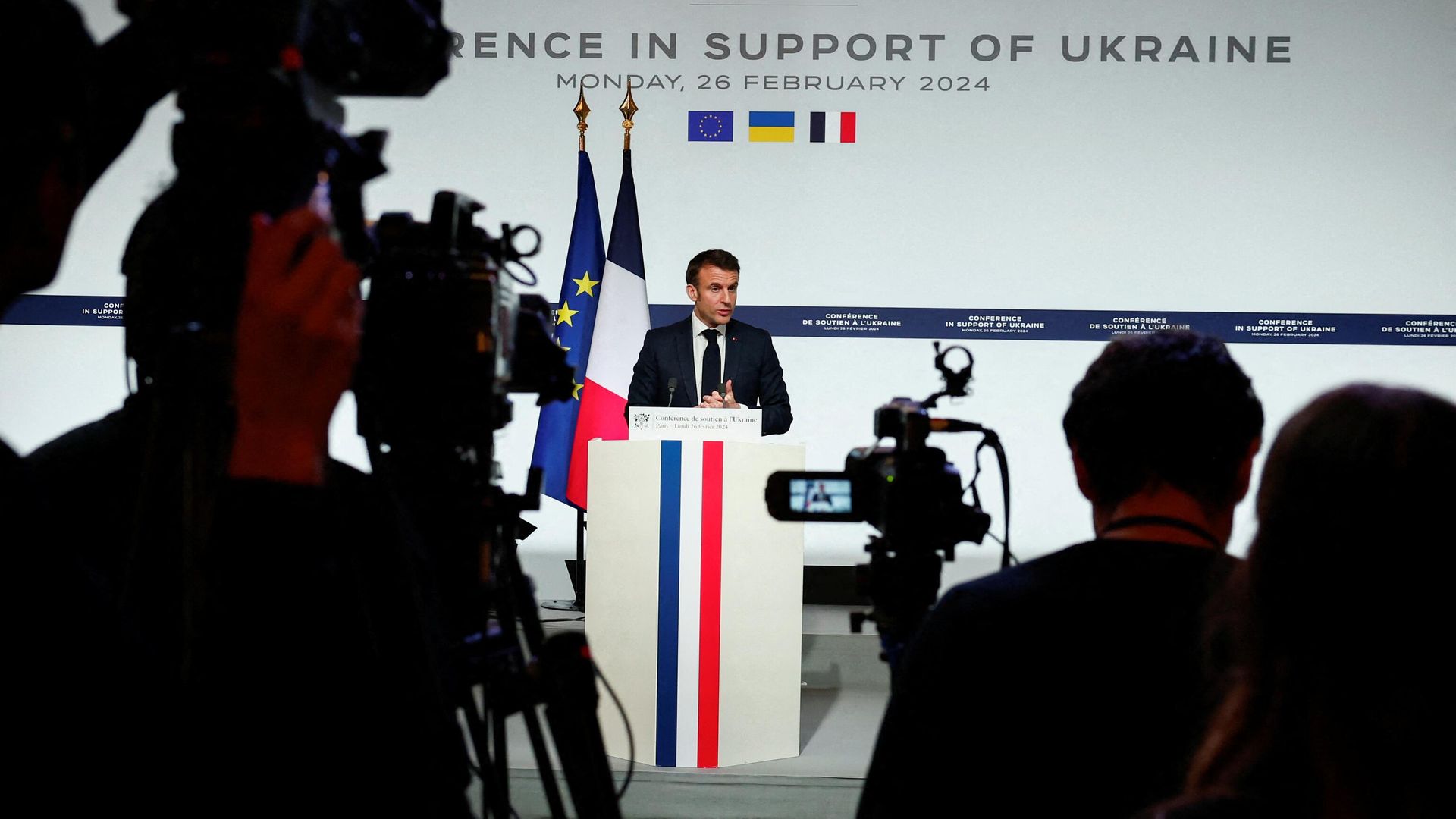 Президент Франции Эммануэль Макрон во время пресс-конференции по итогам встречи по поддержке Украины в Париже Президент Франции Эммануэль Макрон во время пресс-конференции по итогам встречи по поддержке Украины в Париже - РИА Новости, 1920, 27.02.2024