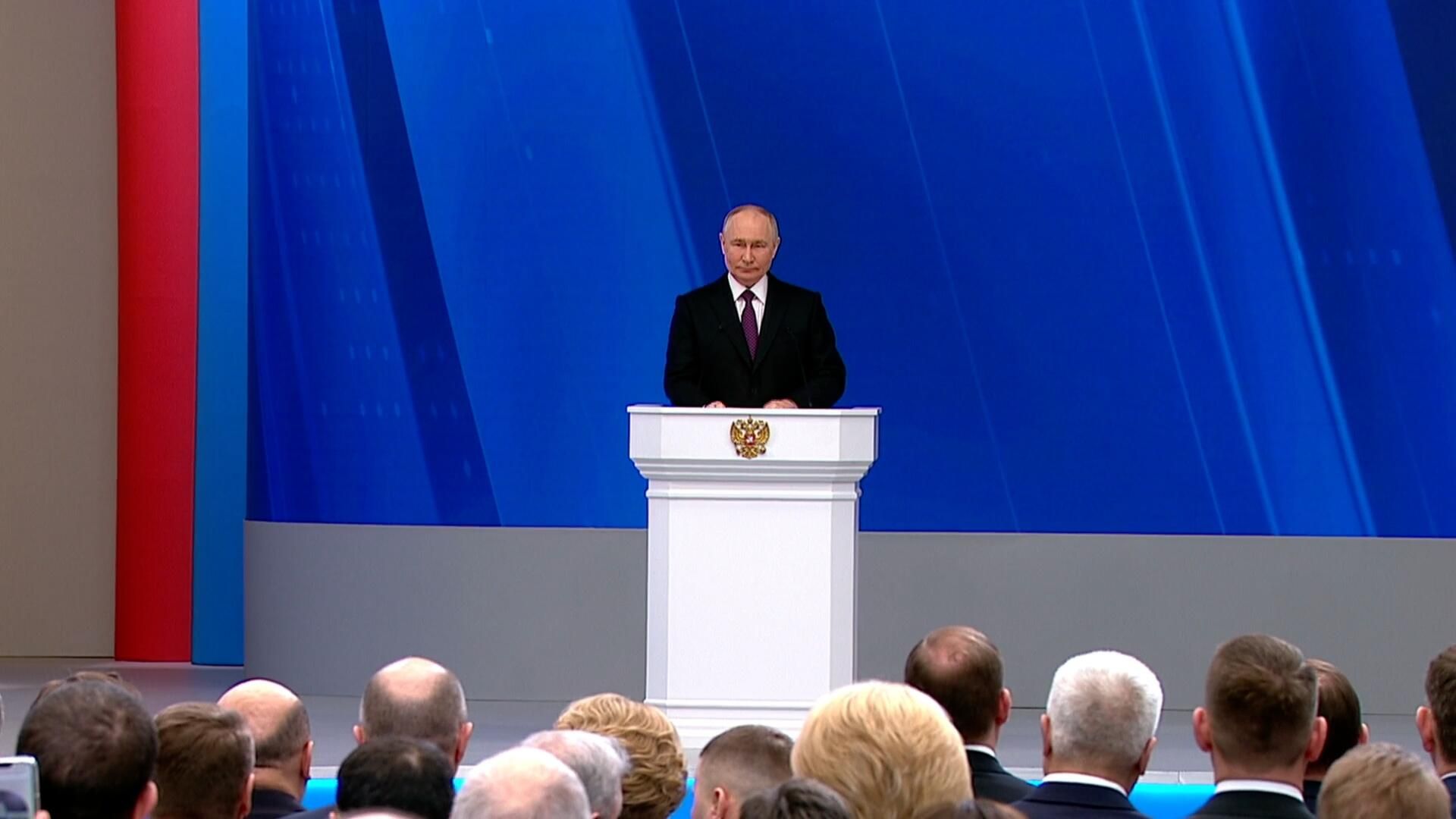 LIVE: Путин выступает с ежегодным посланием Федеральному собранию LIVE: Путин выступает с ежегодным посланием Федеральному собранию - РИА Новости, 1920, 29.02.2024