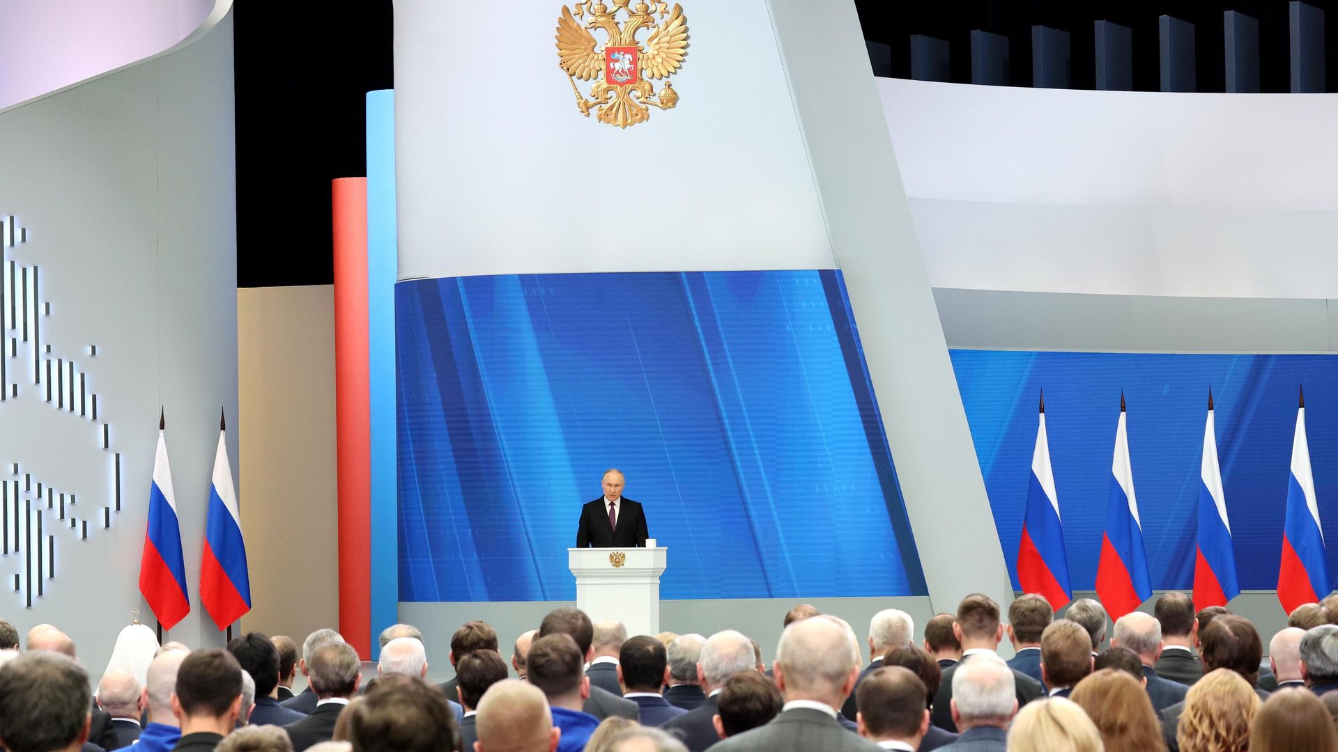 Президент РФ Владимир Путин выступает с ежегодным посланием к Федеральному собранию Президент РФ Владимир Путин выступает с ежегодным посланием к Федеральному собранию - РИА Новости, 1920, 29.02.2024