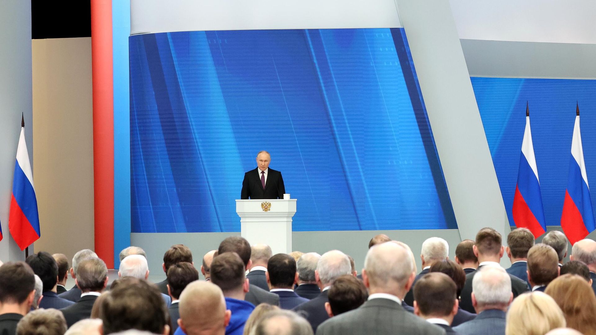 Президент РФ Владимир Путин выступает с ежегодным посланием к Федеральному собранию Президент РФ Владимир Путин выступает с ежегодным посланием к Федеральному собранию - РИА Новости, 1920, 29.02.2024