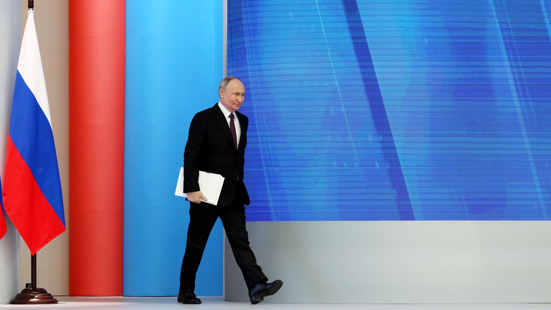 Президент РФ Владимир Путин перед выступлением с ежегодным посланием к Федеральному собранию Президент РФ Владимир Путин перед выступлением с ежегодным посланием к Федеральному собранию - РИА Новости, 1920, 29.02.2024