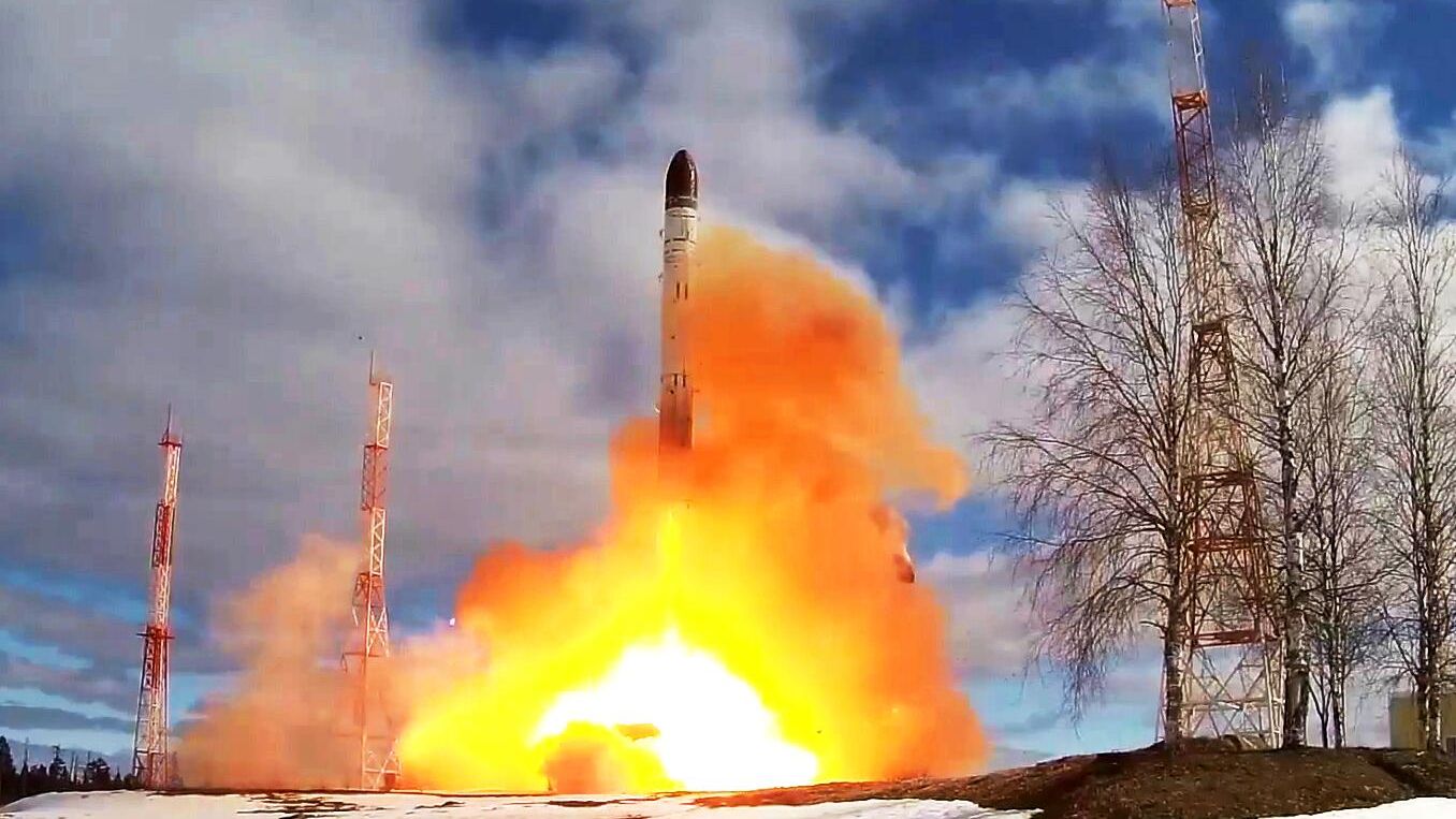 Запуск межконтинентальной баллистической ракеты стационарного базирования Сармат Запуск межконтинентальной баллистической ракеты стационарного базирования Сармат - РИА Новости, 1920, 14.04.2024